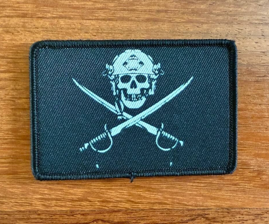 Pirate Skull and Crossed Sabers Badge -  Russian Army Military Patch