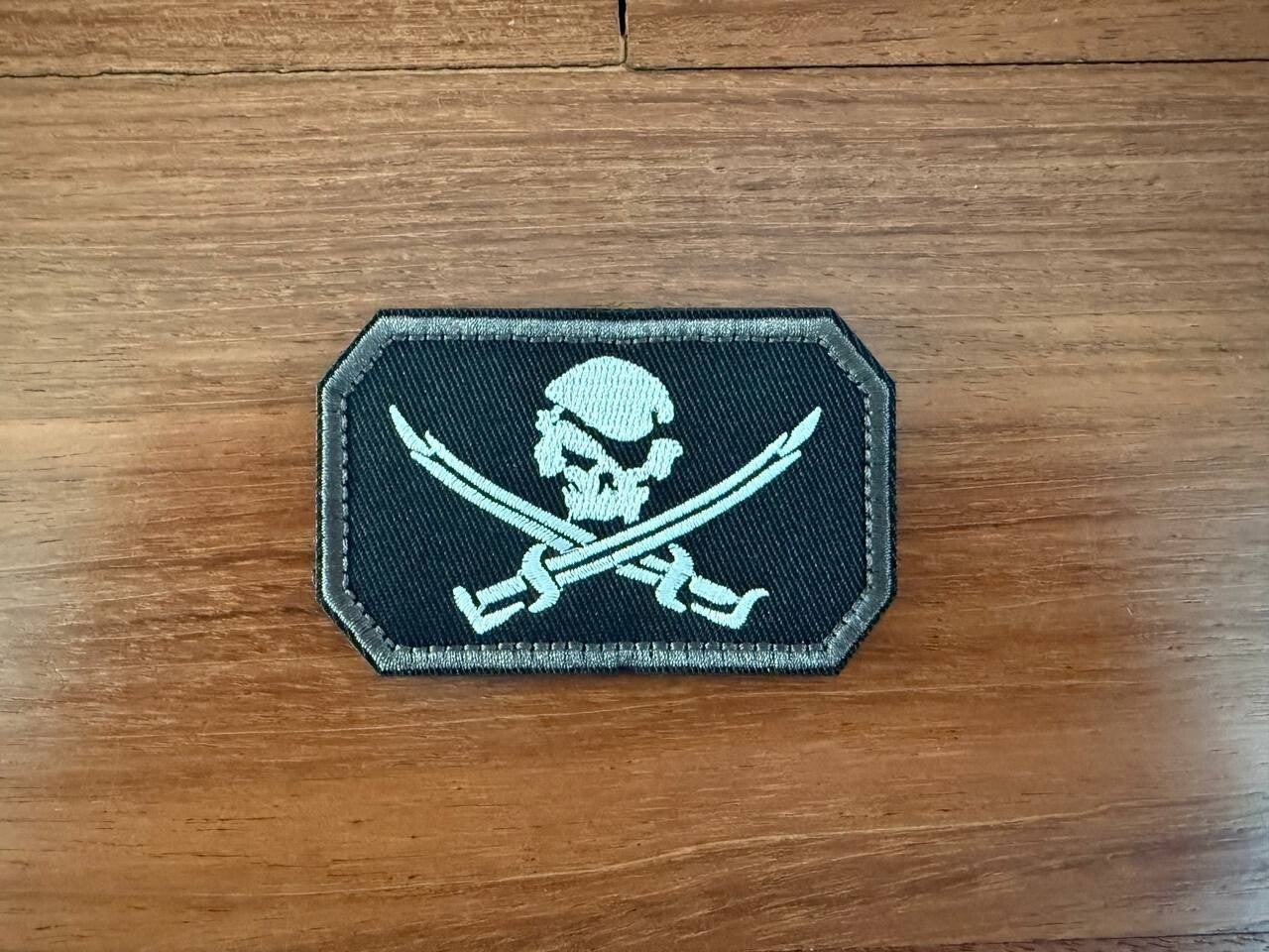 Russian Pirate Skull Patch - Black and White Background - Military Badge