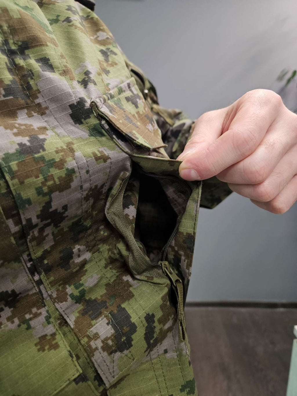 Preorder: Russian Bars "Pogranichnik" (Border Guard) Summer Tactical Suit