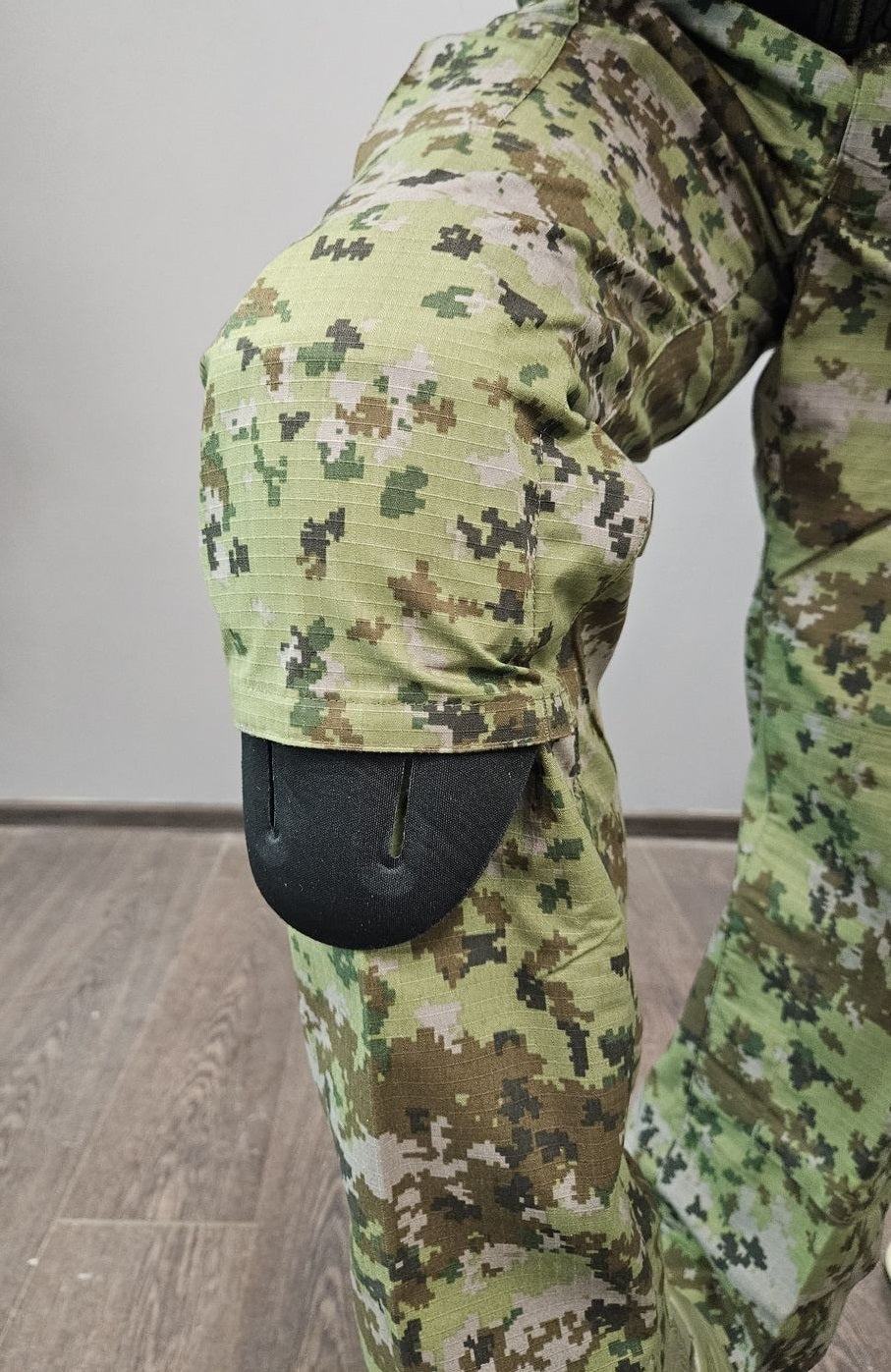 Preorder: Russian Bars "Pogranichnik" (Border Guard) Summer Tactical Suit