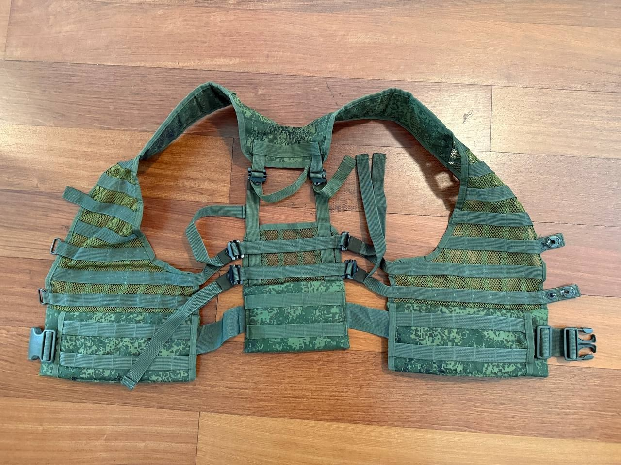 Russian Tekhinkom 6sh112 Load Bearing Vest - EMR Digital Flora - MOLLE System
