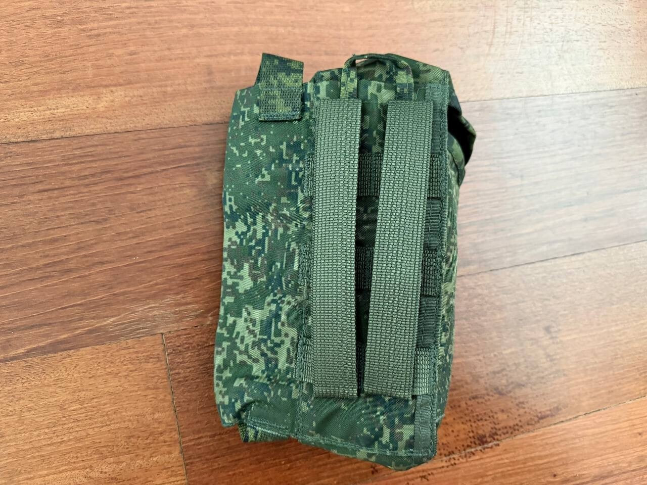 Russian Left-Handed Tekhinkom AK Dual Magazine Pouch with ROP Flare Pouch