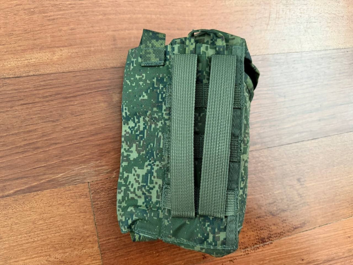 Russian Left-Handed Tekhinkom AK Dual Magazine Pouch with ROP Flare Pouch