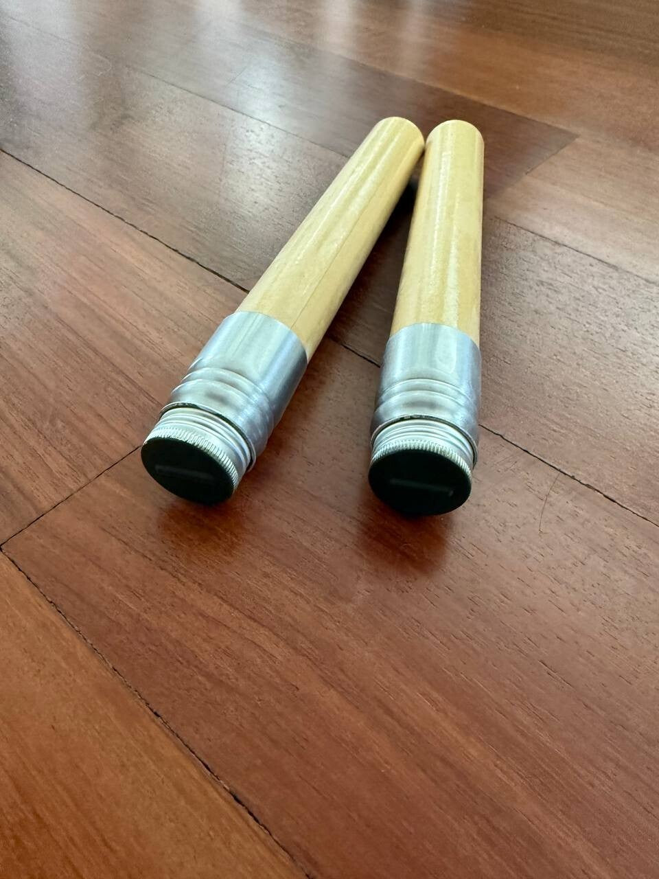 Set of 2pcs Russian/Soviet ROPs Signal Sticks with Green Caps (Replicas)