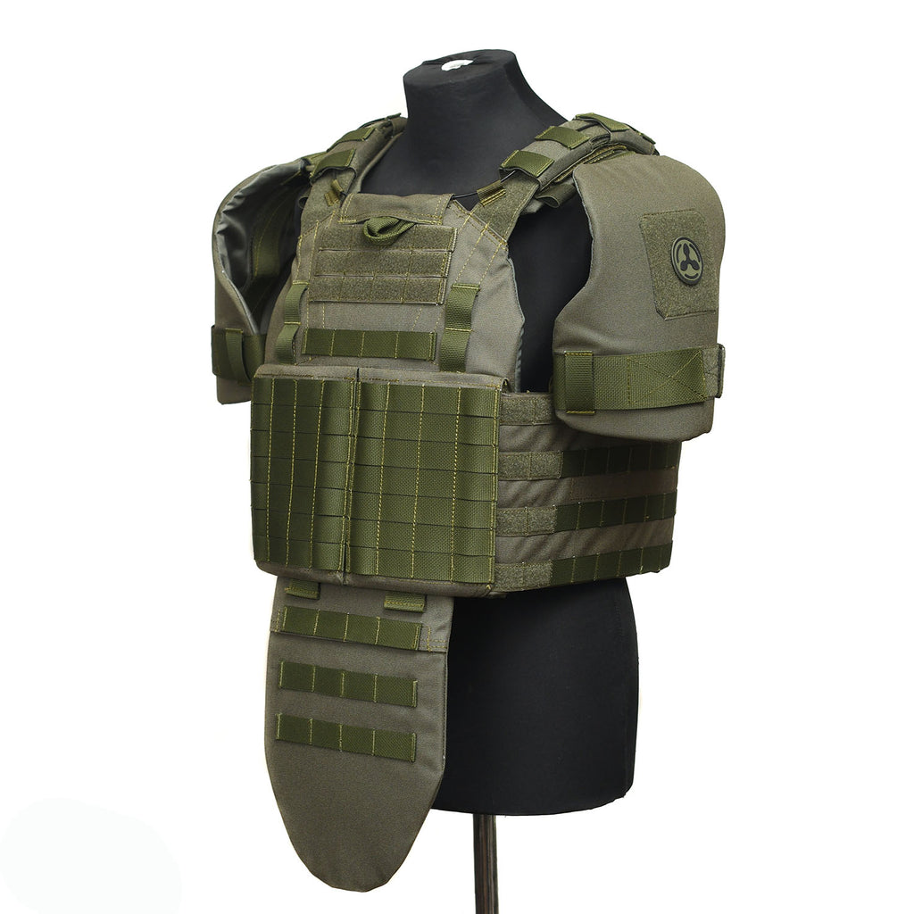 Preorder: Russian R-Karbid Shoulder Pads
