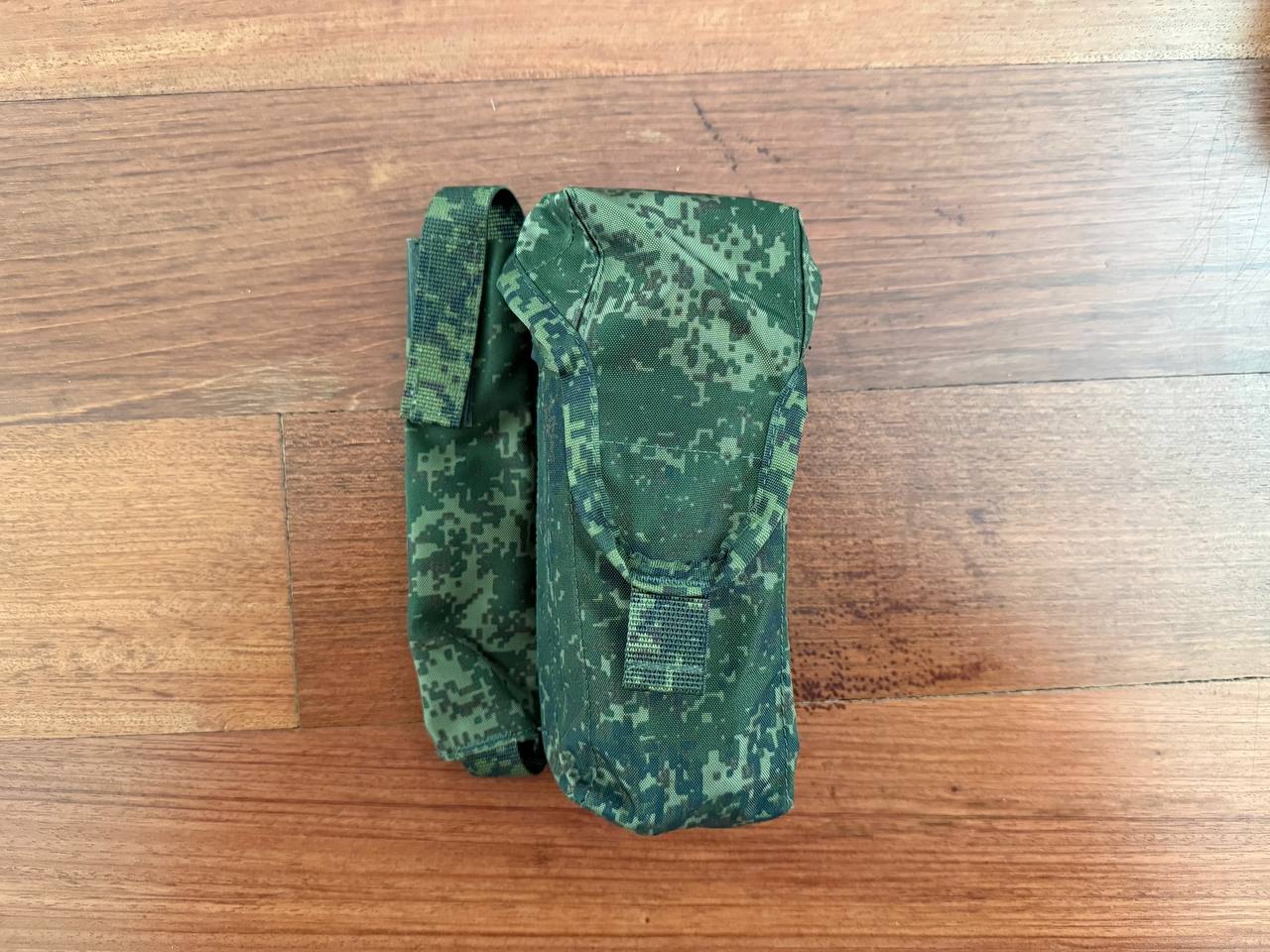 Russian Army Ratnik AK Dual Magazine Pouch with ROP Flare Pouch EMR Right-Handed
