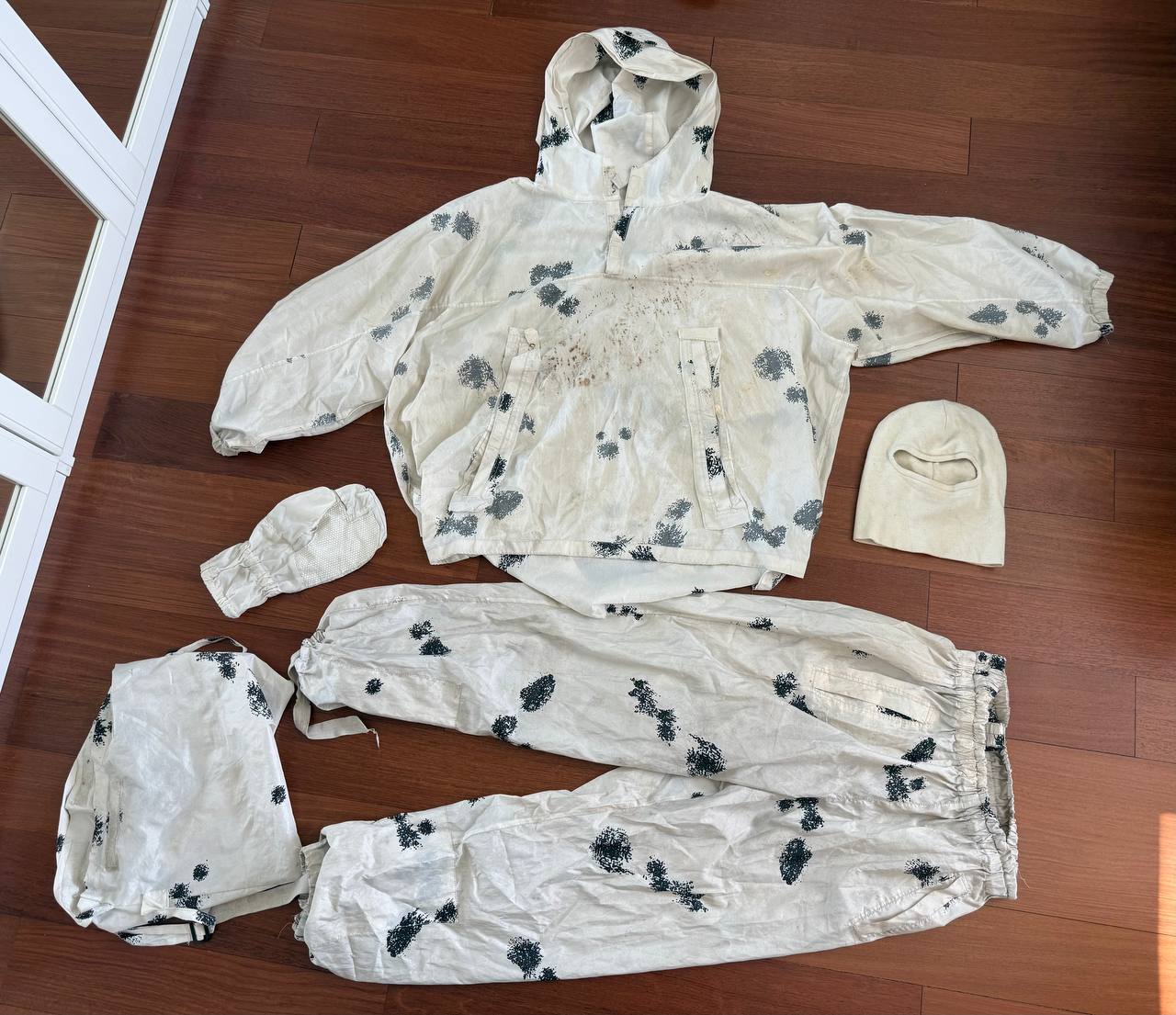 Russian Military Snow Masking Camouflage Suit - FSB / Spetsnaz - Size 60-62/4-5 (USED)