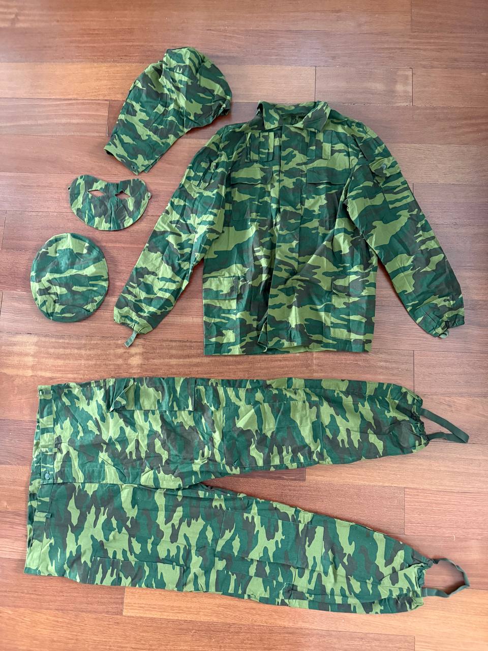 Russian Soviet "Razdelenka" Camo Suit - Size 56-58/5
