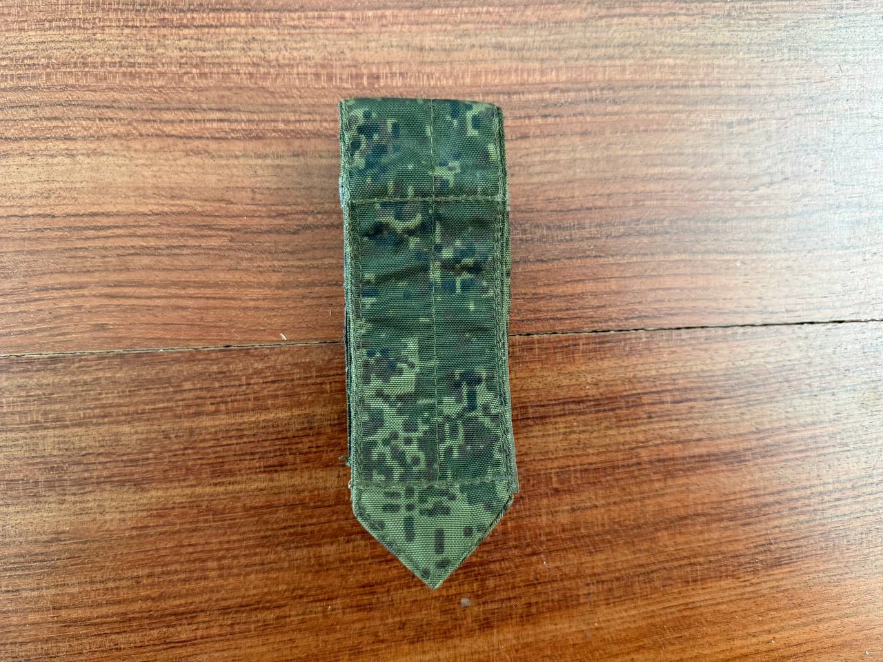 Russian Wartech - Single Pistol Mag Pouch – EMR (Digital Flora) in green digital camouflage pattern, designed for secure carry of a pistol magazine, shown on wooden surface.
