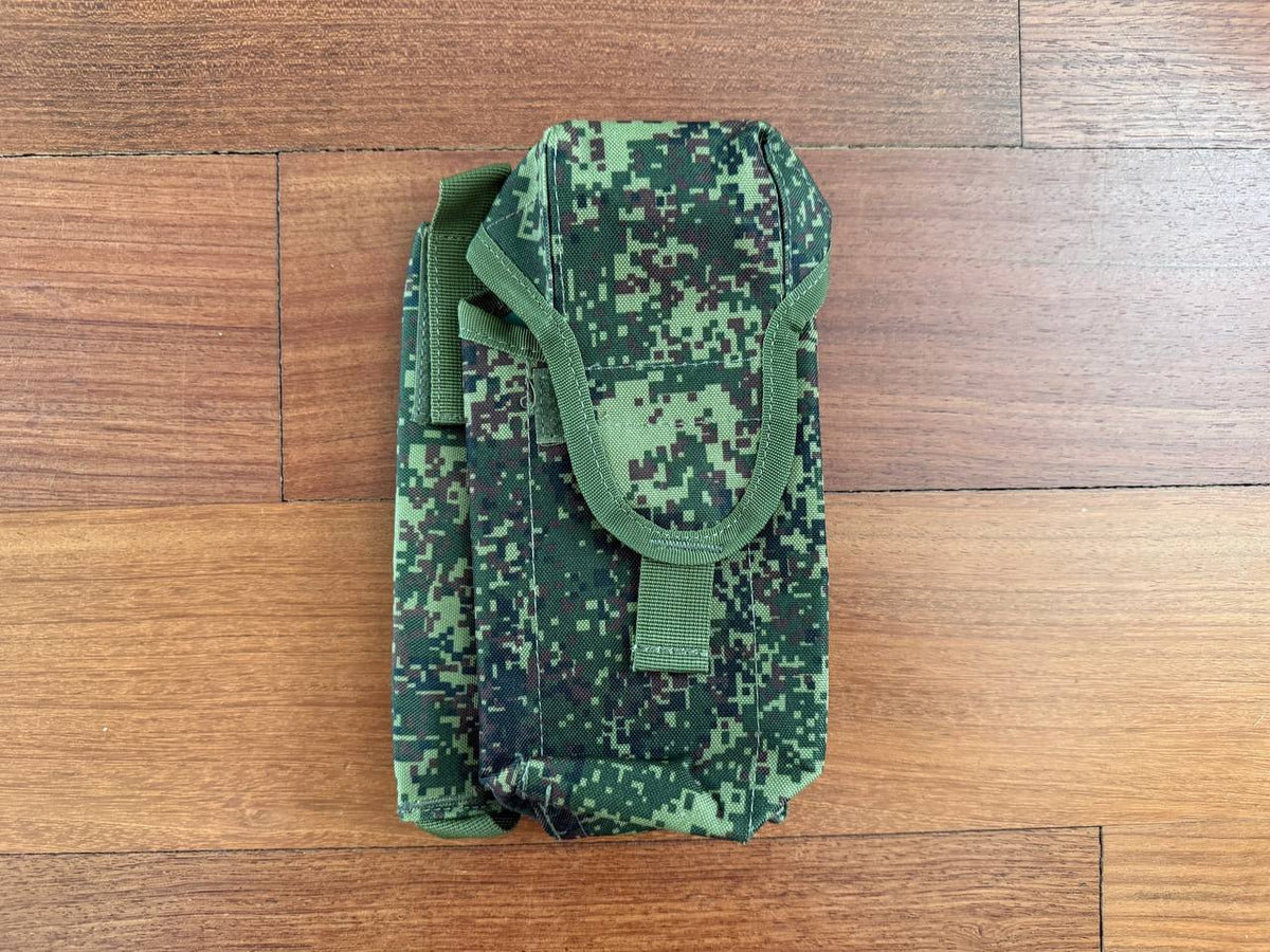 Russian Triada-TKO Right-Handed AK Dual Mag Pouch with ROP Flare - EMR Camo in green digital camouflage pattern, designed for securely carrying AK magazines.