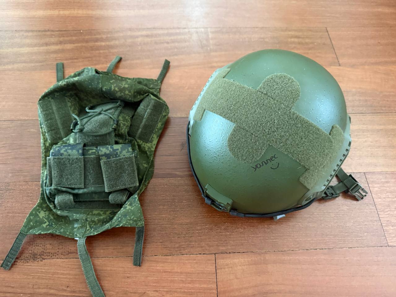 Russian TOR-L Helmet Size 2 + Helmet Cover + Gearcraft Pouch