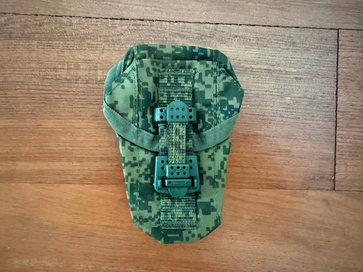Russian Tekhinkom Tactical Grenade Pouch With Silent Clips - EMR Camo