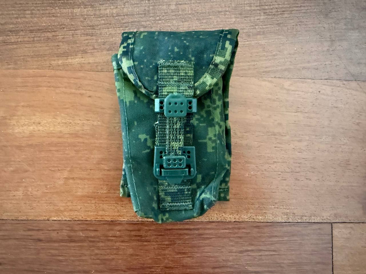 Russian Tekhinkom Tactical Utility Pouch With Silent Clips - EMR Camo