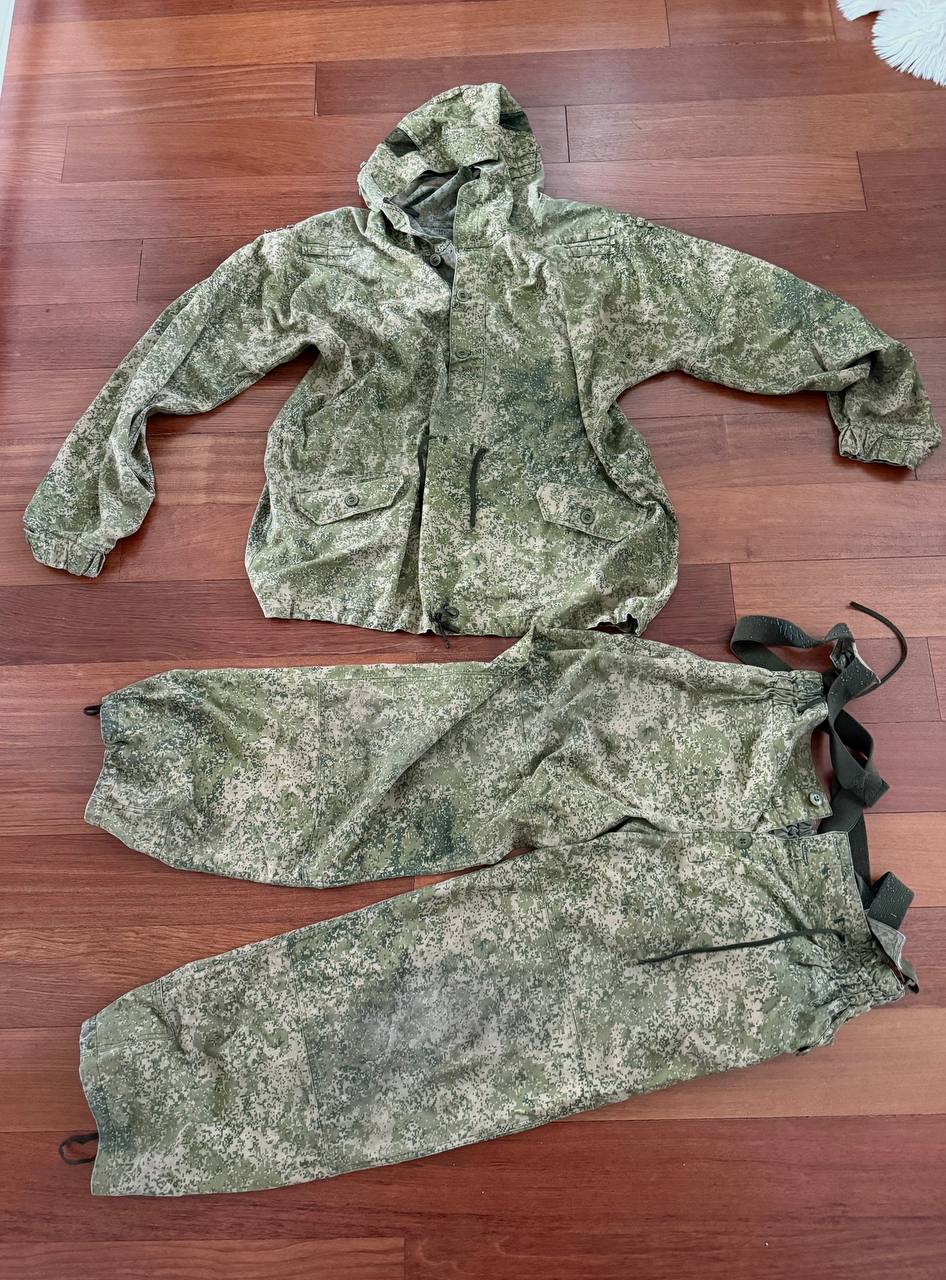(USED) Russian 6Sh122 Reversible Oversuit - Size 108-112/182