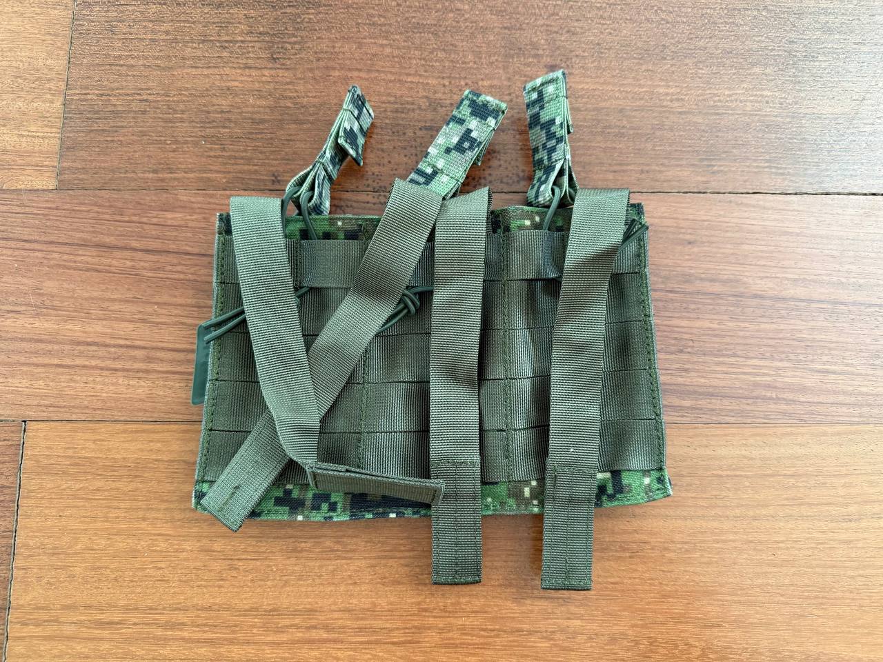 Russian SSO Tactical Placard AK Mag Pouch Triple 3x SPECTRE Camouflage MOLLE