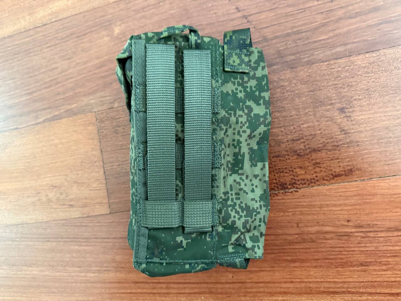 Russian Army Ratnik AK Dual Magazine Pouch with ROP Flare Pouch EMR Right-Handed