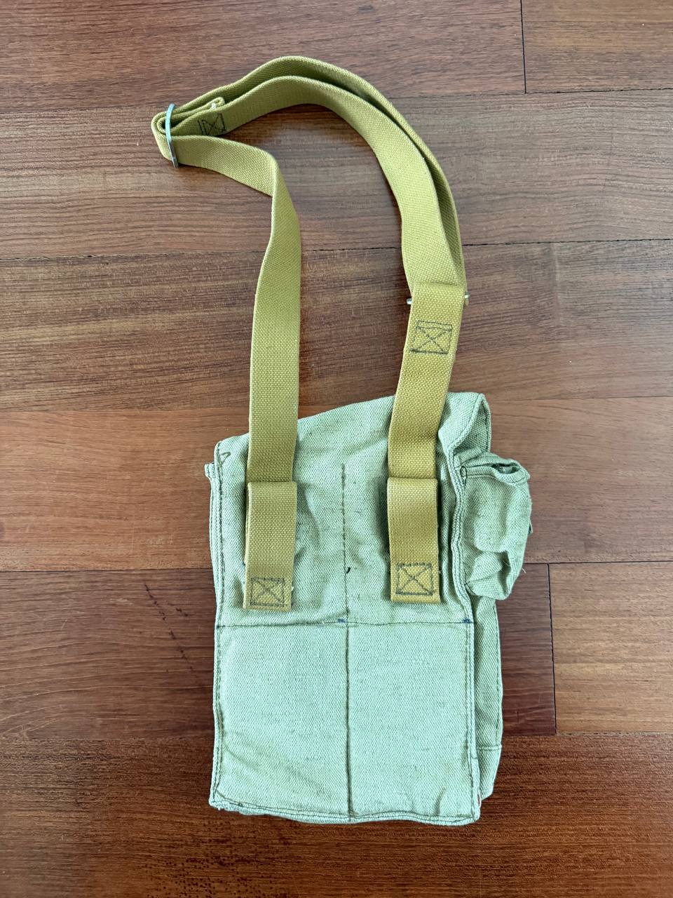 Russian Soviet USSR Pouch for 4 AK Mags & Grenade