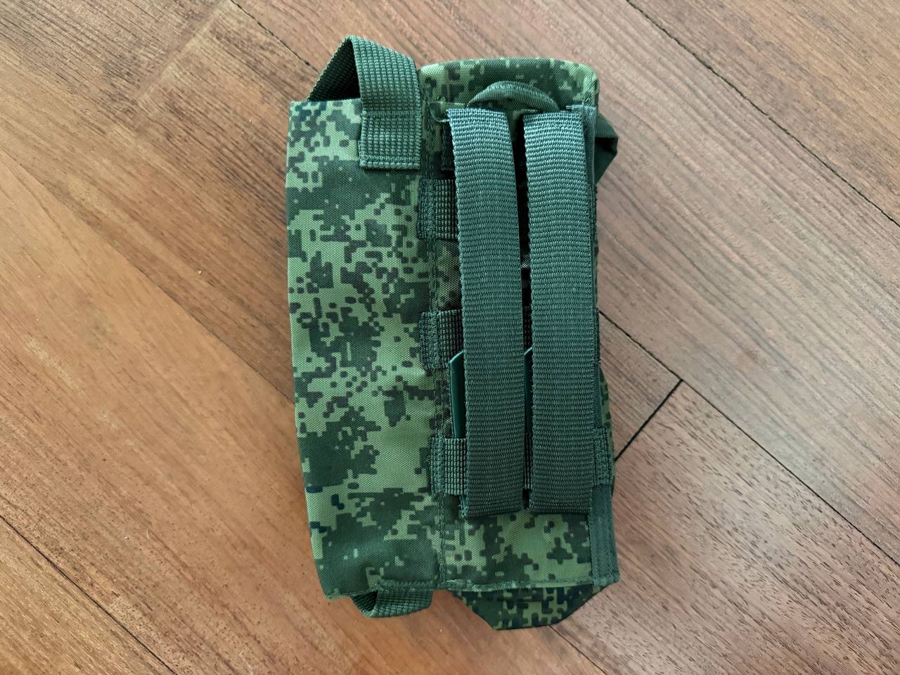 Russian Left-Handed Tekhinkom AK Dual Magazine Pouch with ROP Flare Pouch