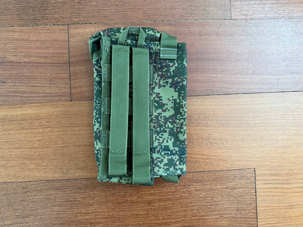 Russian Triada-TKO Right-Handed AK Dual Mag Pouch with ROP Flare - EMR Camo tactical pouch in digital camo pattern, designed for secure dual magazine storage and easy attachment.