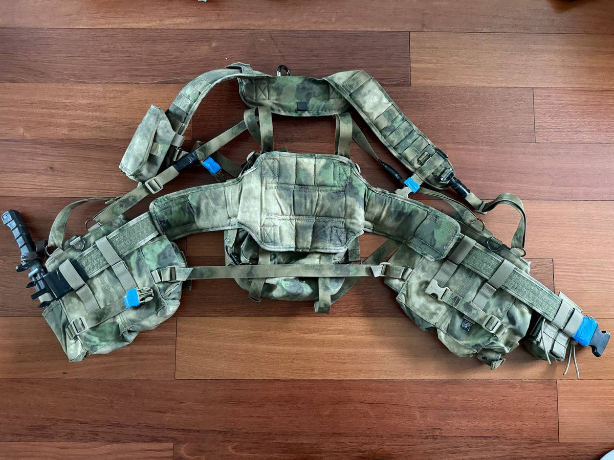 Russian SSO Smersh AK Vest  + Radio Pouch + Training Knife - Atacs-FG Camo