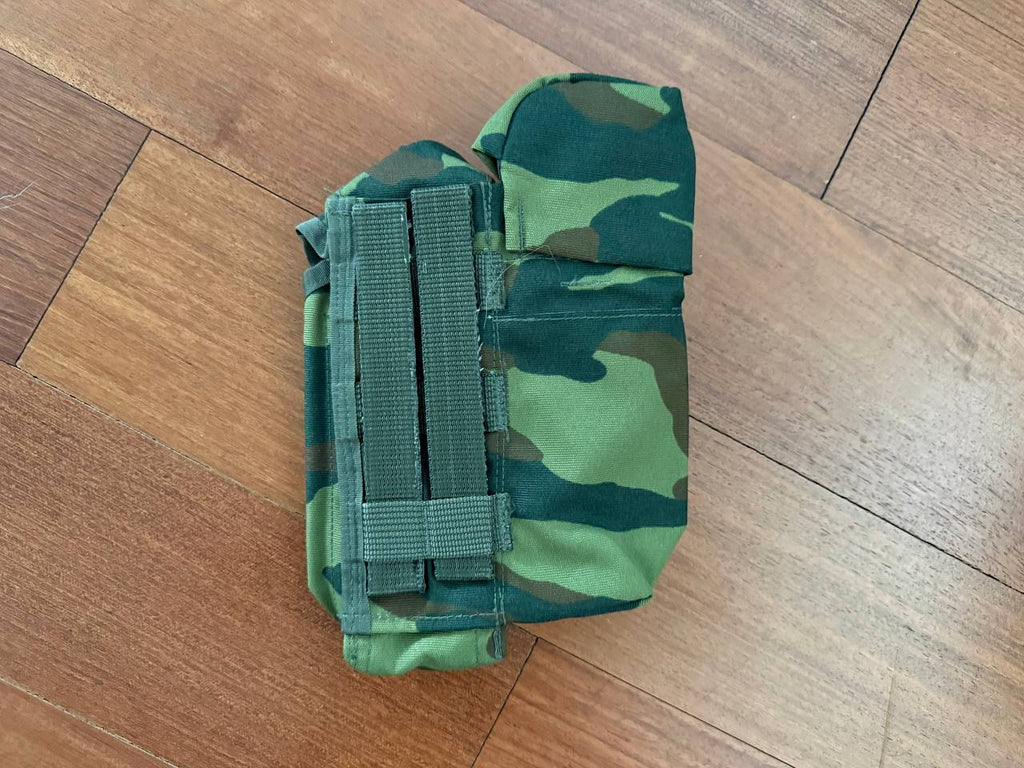 Russian Tekhinkom Right-Handed AK 2xMag Pouch w/ Smoke Grenade Pouch VSR-98 Camo