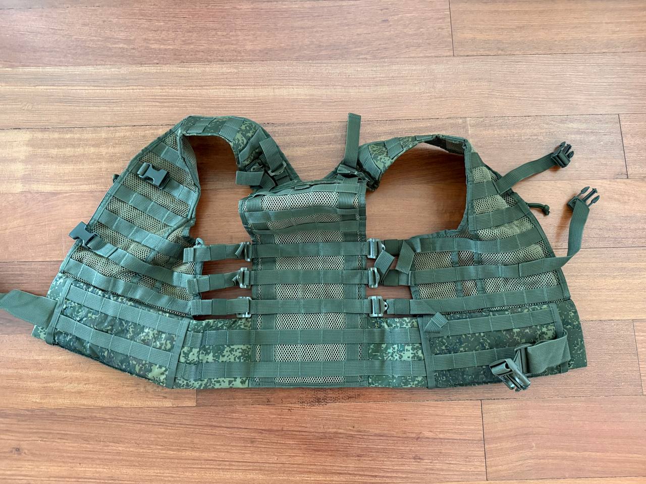 Russian TsNIITochMash 6Sh117 Tactical Vest - EMR Camo