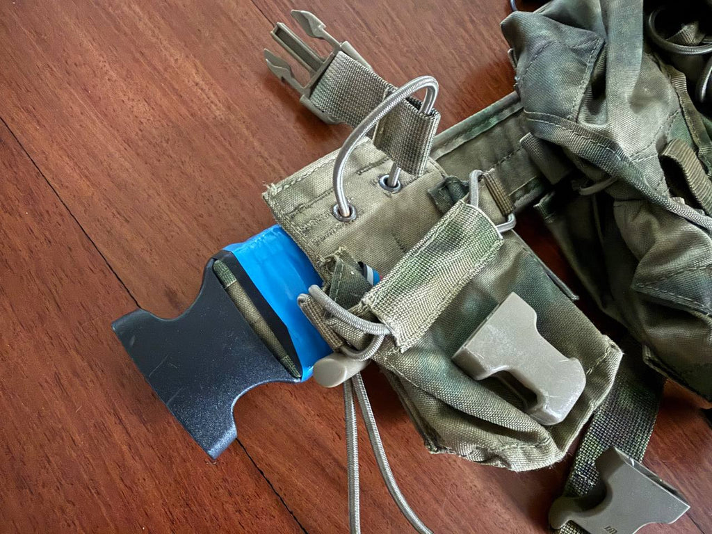 Russian SSO Smersh AK Vest  + Radio Pouch + Training Knife - Atacs-FG Camo